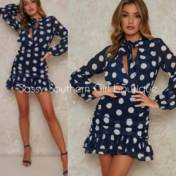 ⭐🆕 Flirty Navy blue polkadot mini dress - Picture 1 of 11